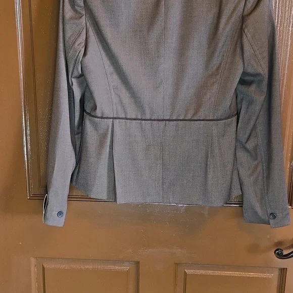 Banana Republic-Brown short light blazer Sz 6 NWT. - Picture 7 of 9